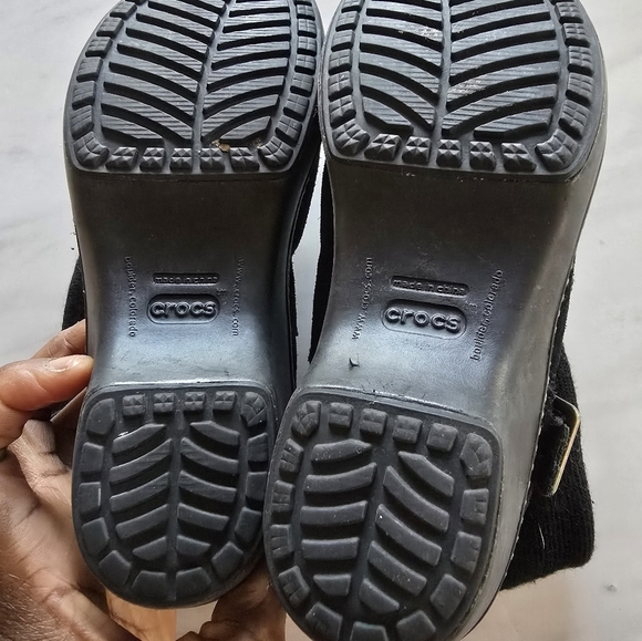 Crocs Winter Pull On Boot Sz 6W Women Black Suede Suede Knit Top Block Heel - Picture 15 of 16